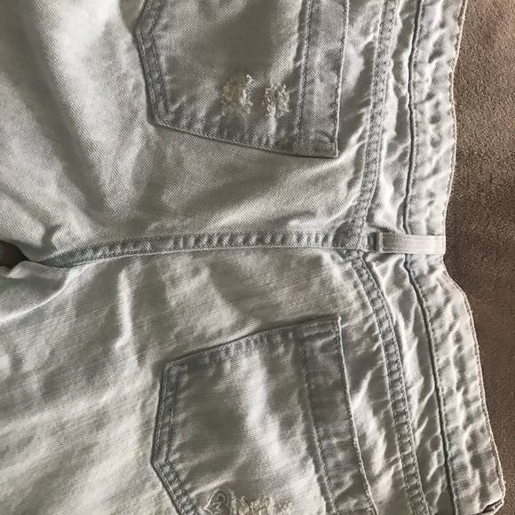 Car Mar Ripped Jeans - Picture 3 of 4